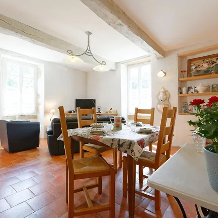 Le Guitou De * Monlezun